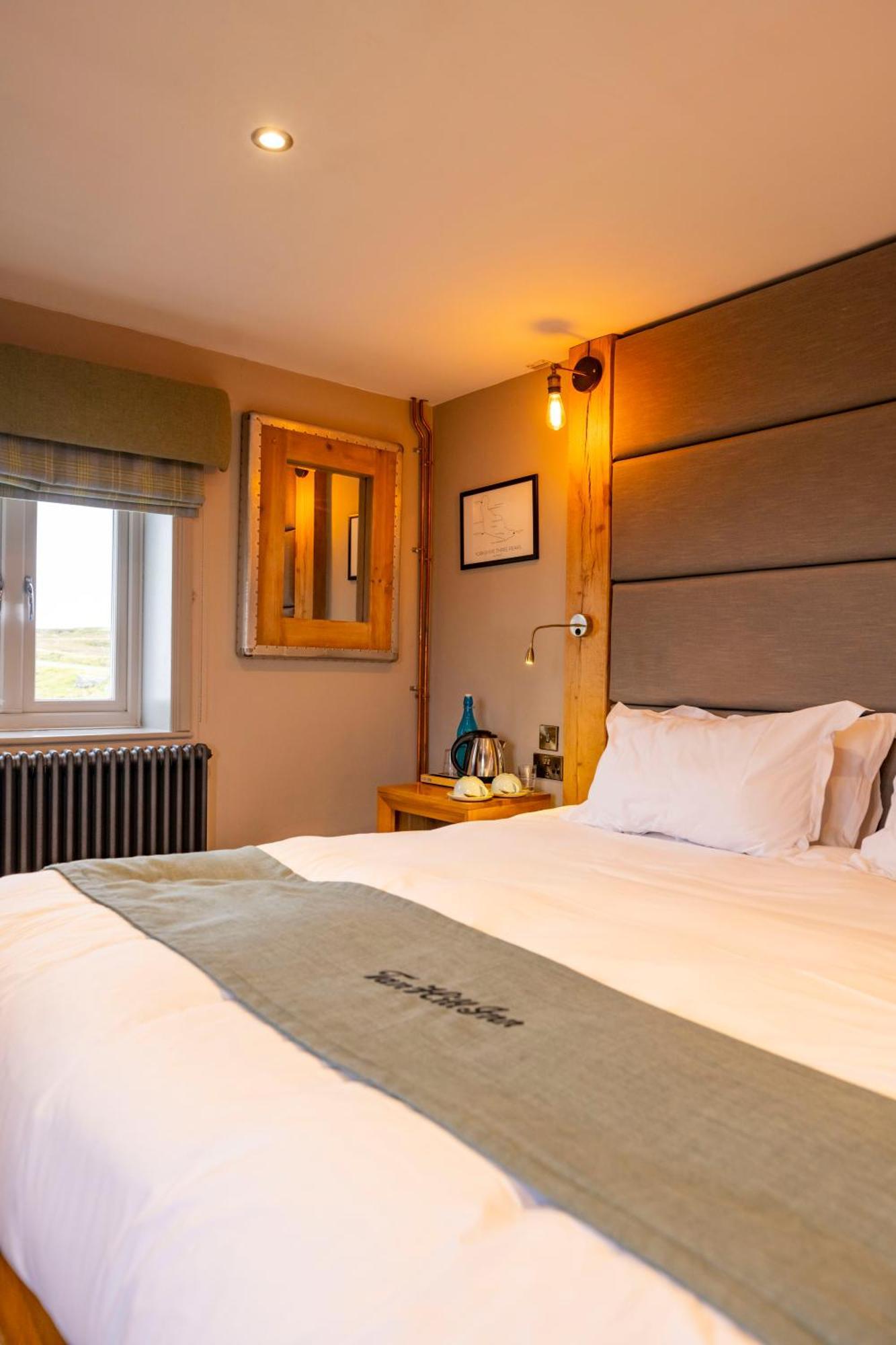 The Tan Hill Inn Keld Extérieur photo